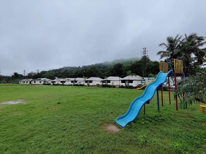Whispering Woods Resort Лонавала Экстерьер фото