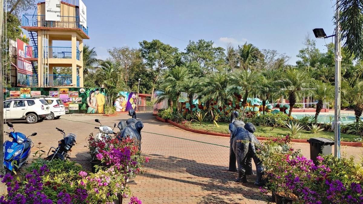 Whispering Woods Resort Лонавала Экстерьер фото